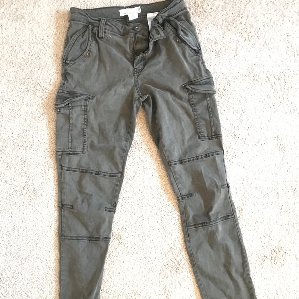 H&M fitted cargo pants